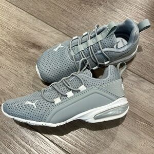 Puma unisex toddler shoes, size 10